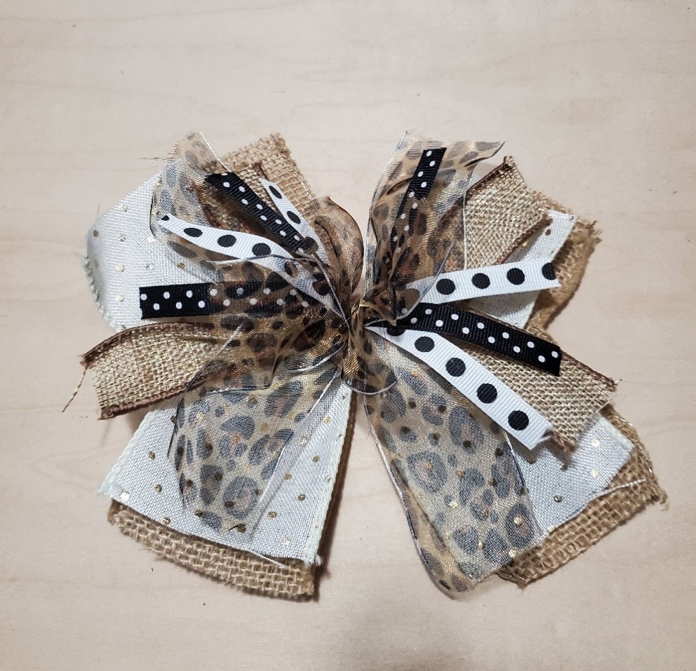 final shabby chic DIY bow