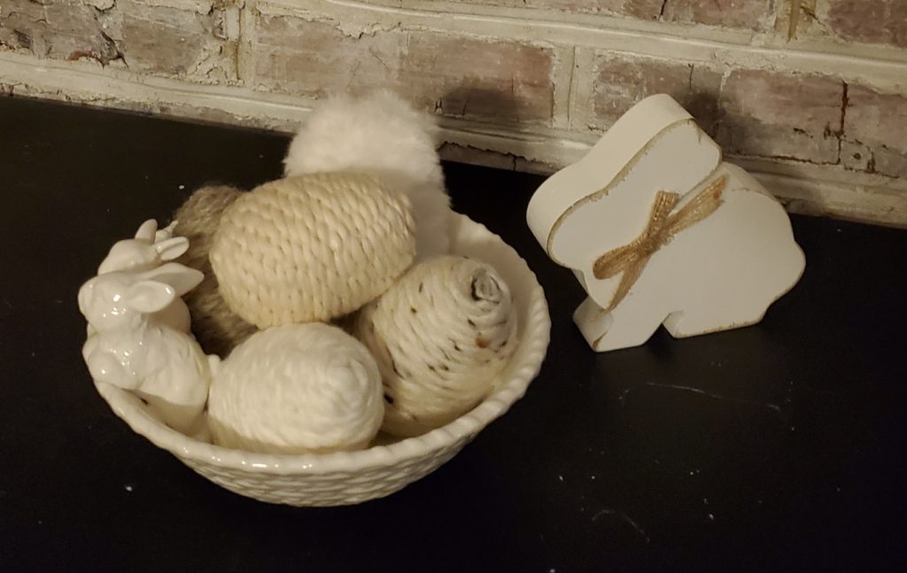 yarn eggs in bowl
